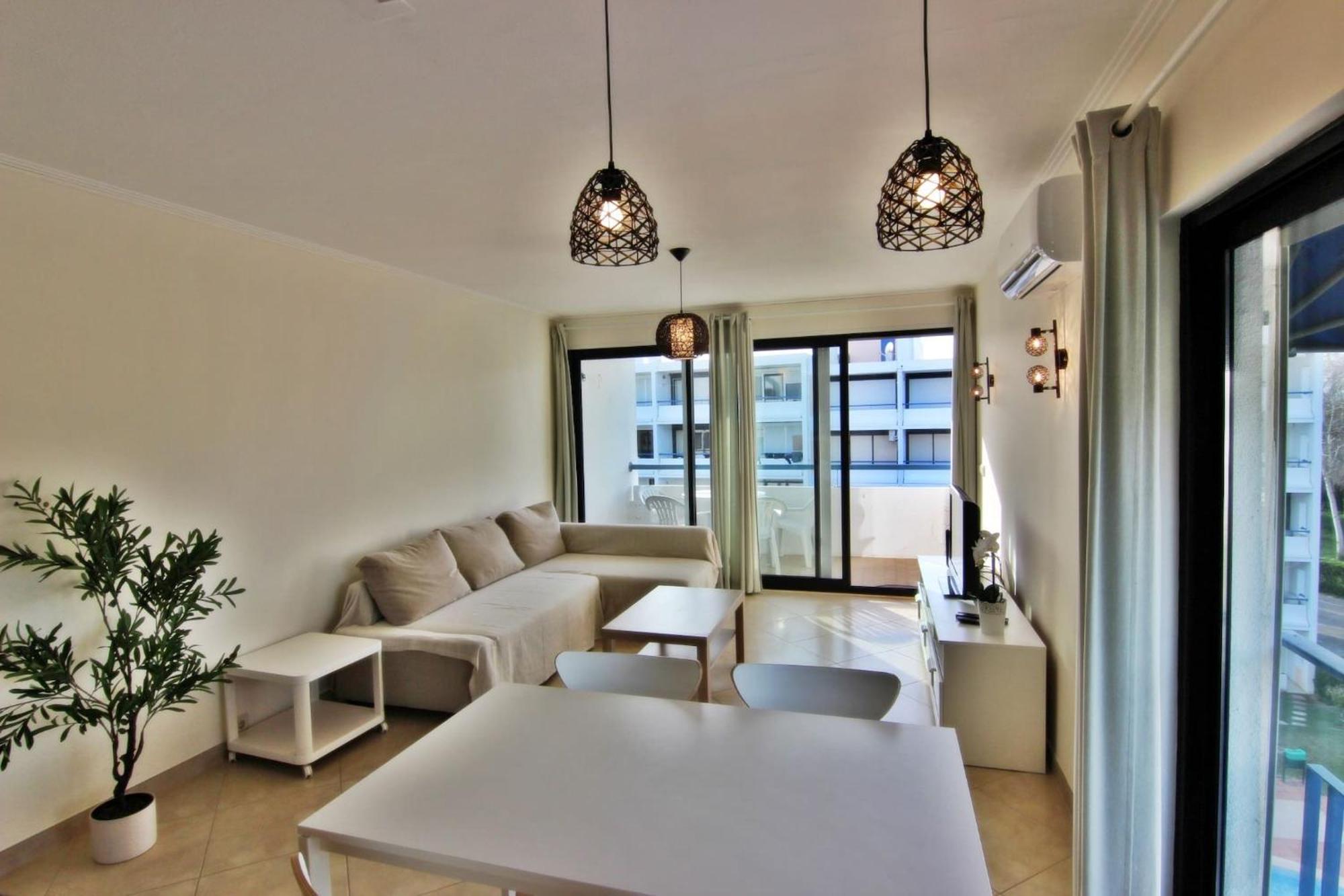 Pe Do Lago Apartment - Condominium - Pool Quarteira Luaran gambar